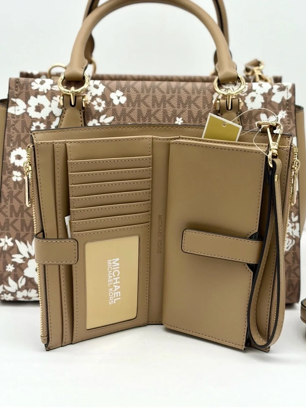 Michael Kors Marilyn Medium Printed Signature Logo Satchel and Wallet Set